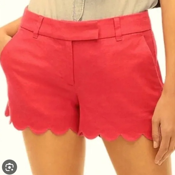 J. Crew Pants - J crew mercantile scalloped shorts 4” in coral pink orange